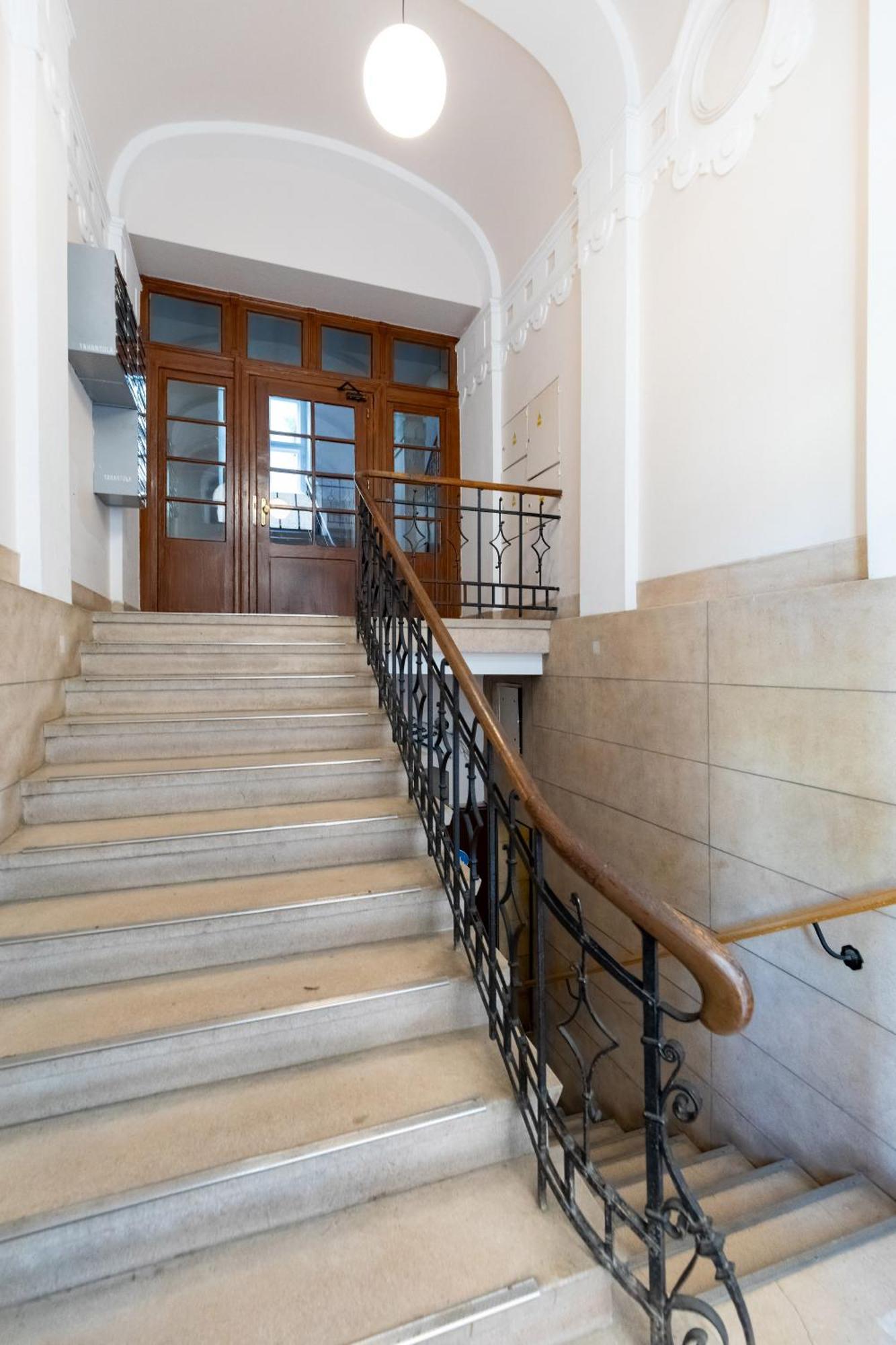 Apartment With Entresol Old Town คราคูฟ ภายนอก รูปภาพ
