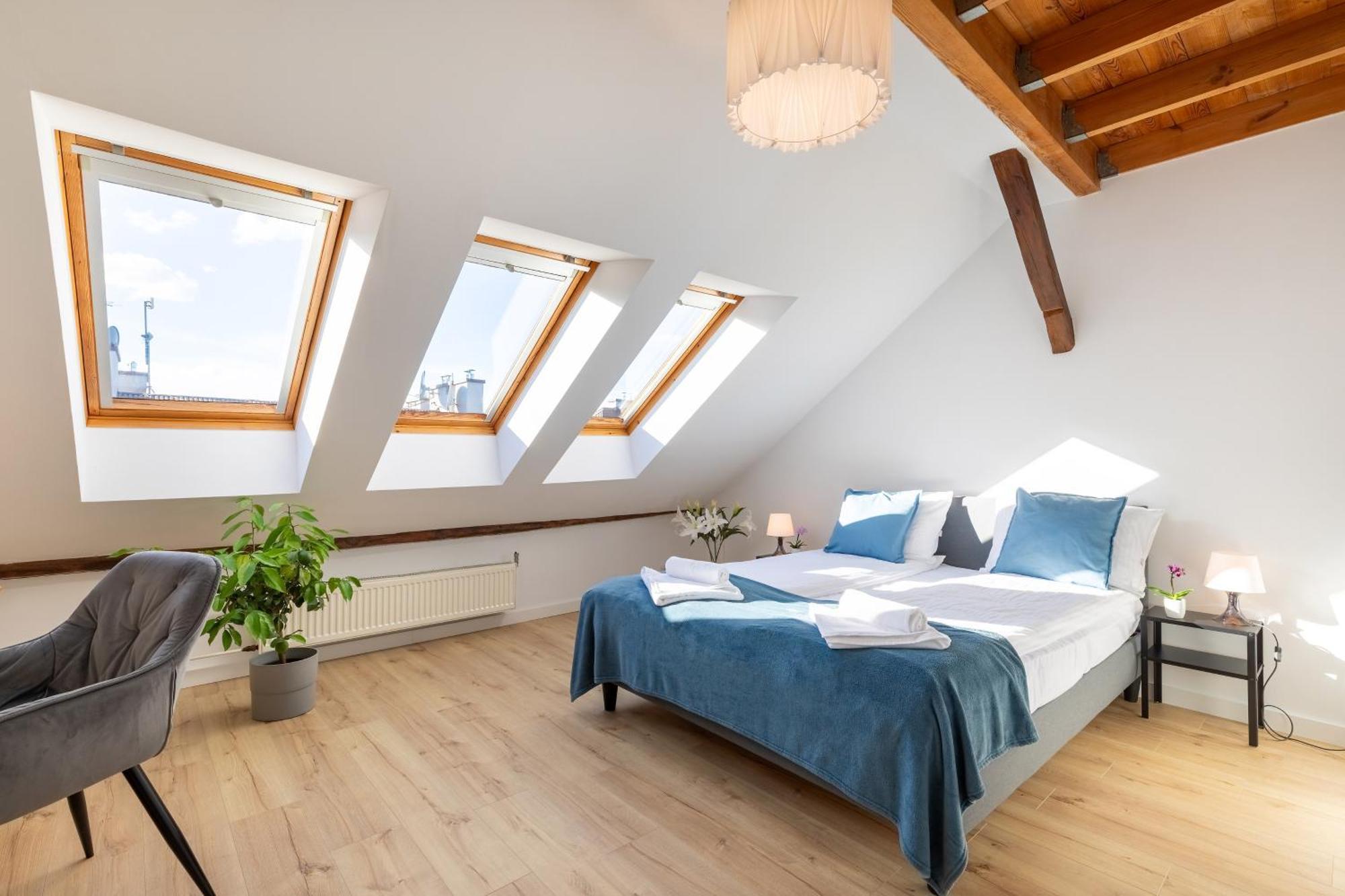 Apartment With Entresol Old Town คราคูฟ ภายนอก รูปภาพ