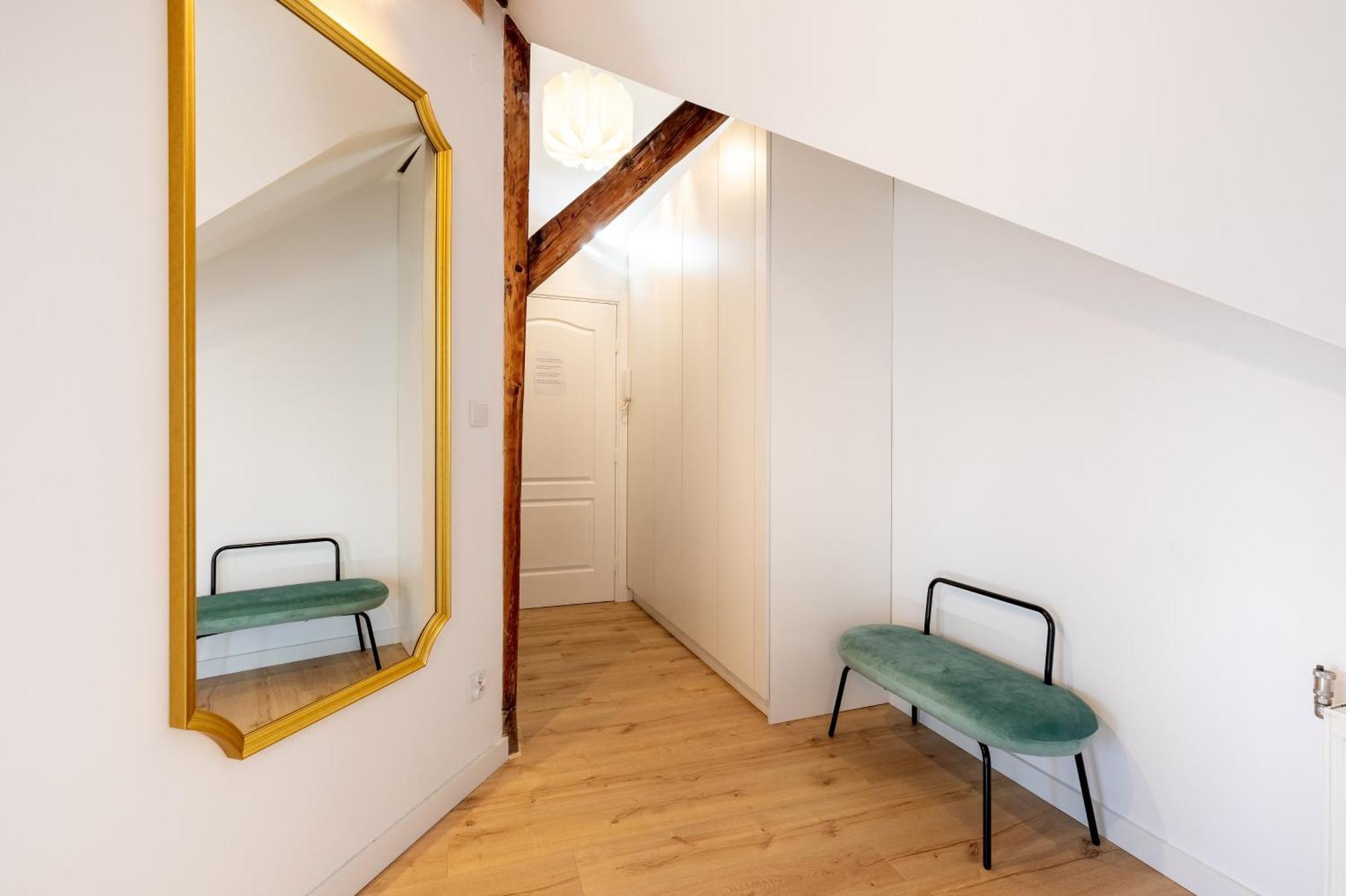 Apartment With Entresol Old Town คราคูฟ ภายนอก รูปภาพ